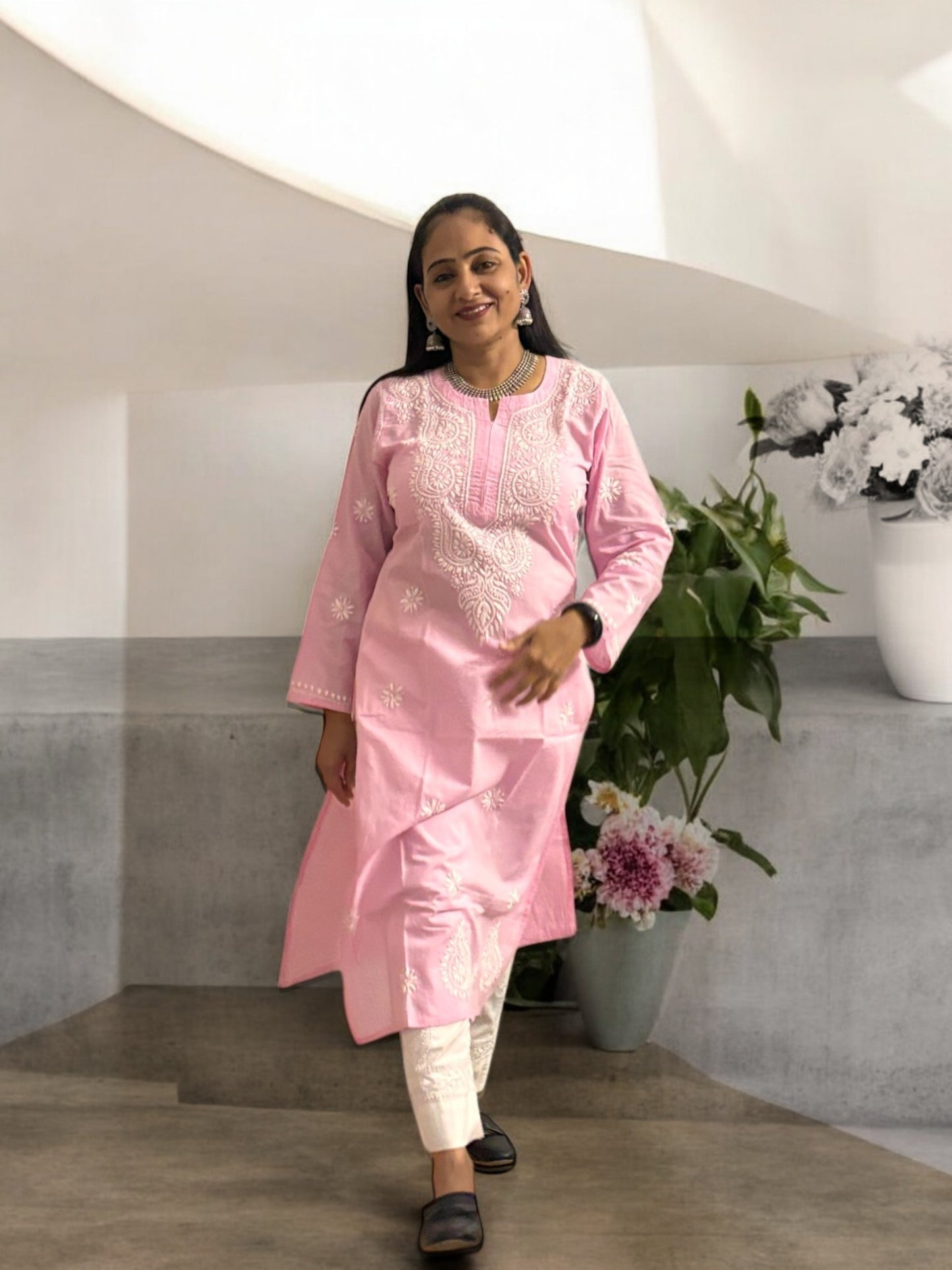 LIGHT PINK NIRVI COTTON CHIKANKARI STRAIGHT KURTI