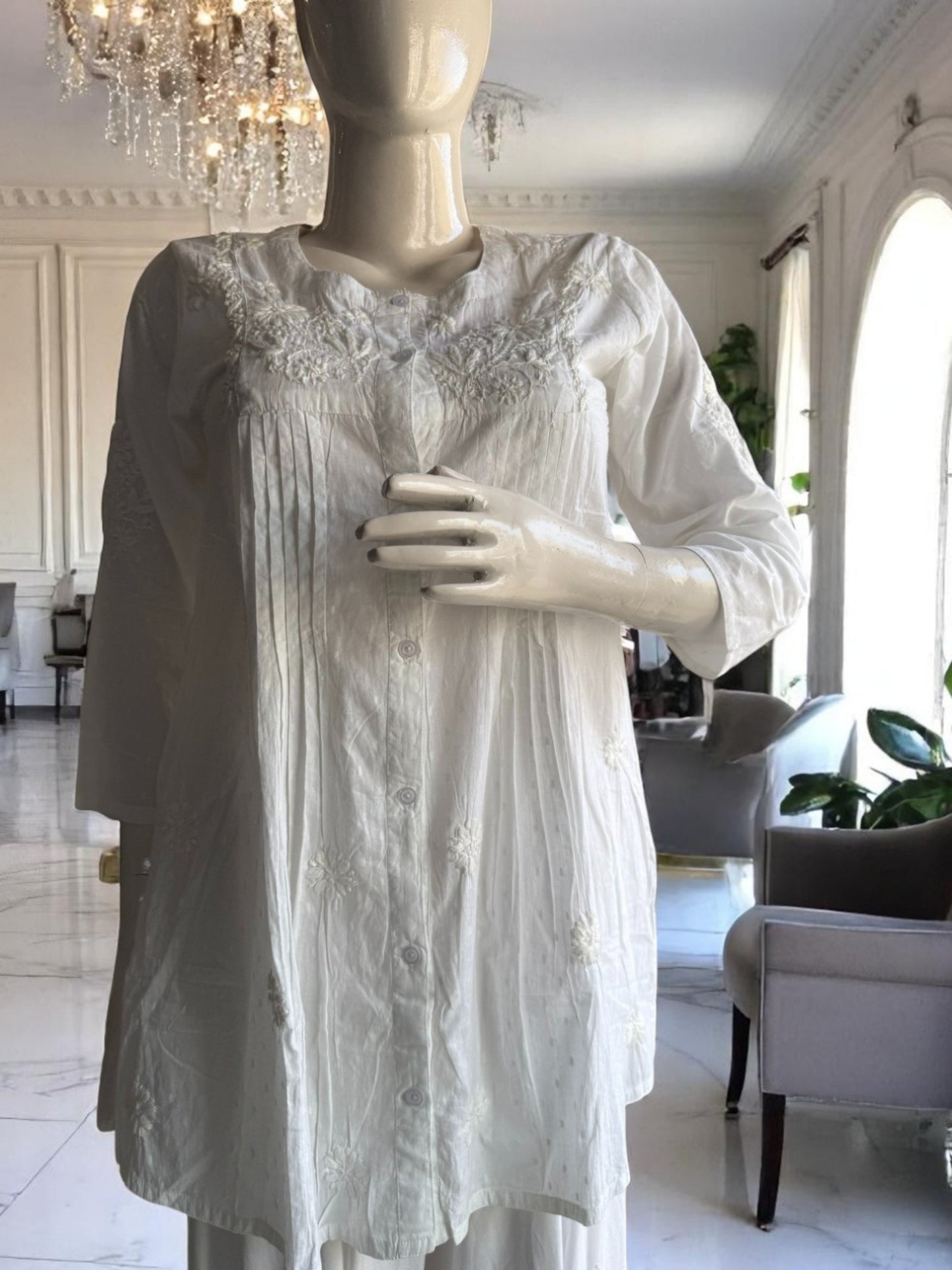 WHITE SHORT MUL COTTON CHIKANKARI SHIRT