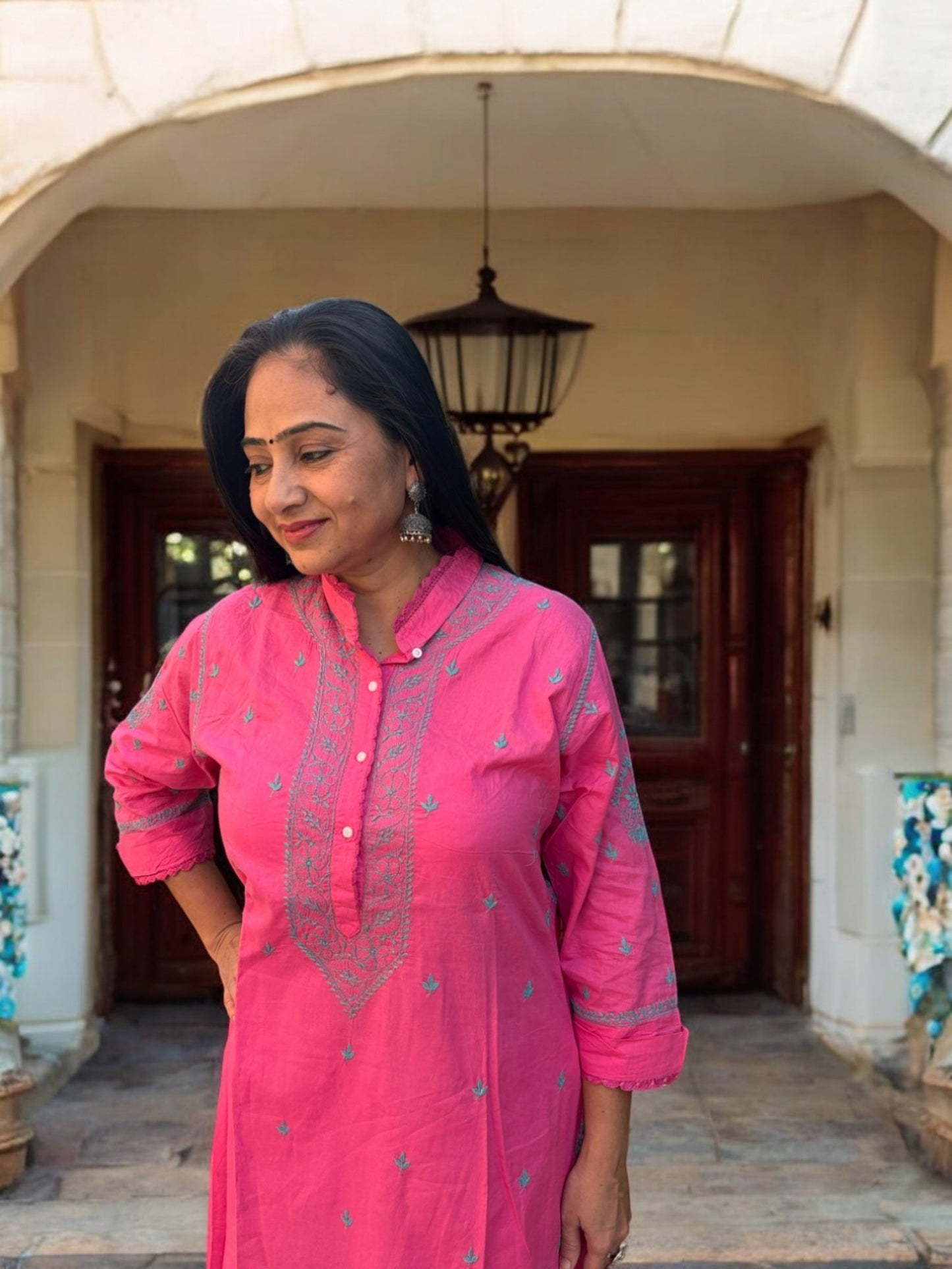 ROSE NOORI WITH BLUE EMBROIDERY