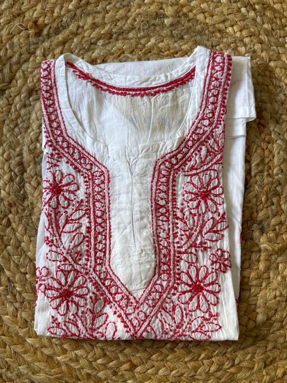 SHORT CHIKANKARI KURTI TURQUOISE ON WHITE S-40