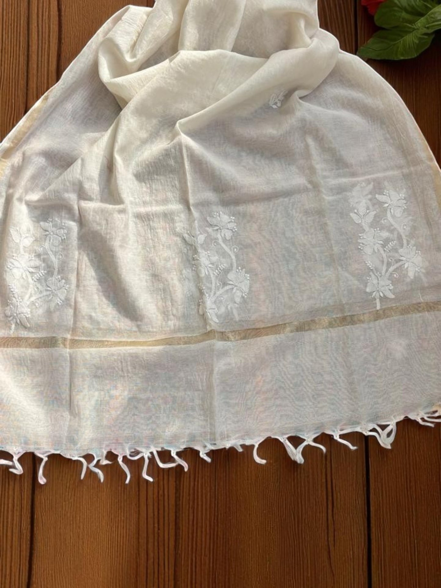 PREMIUM CHNADERI COTTON CHIKANKARI DUPATTAS