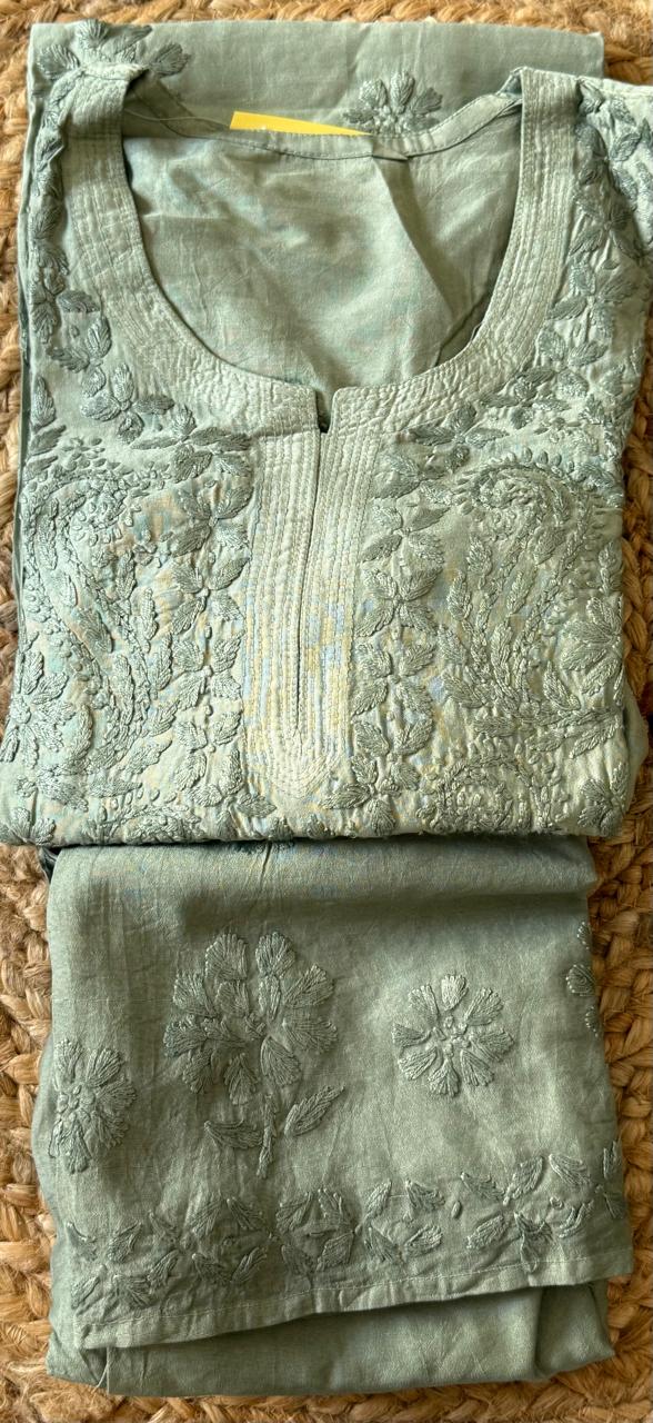 GREEN CHANDERI COTTON SUIT WITH CHIKANKARI 011