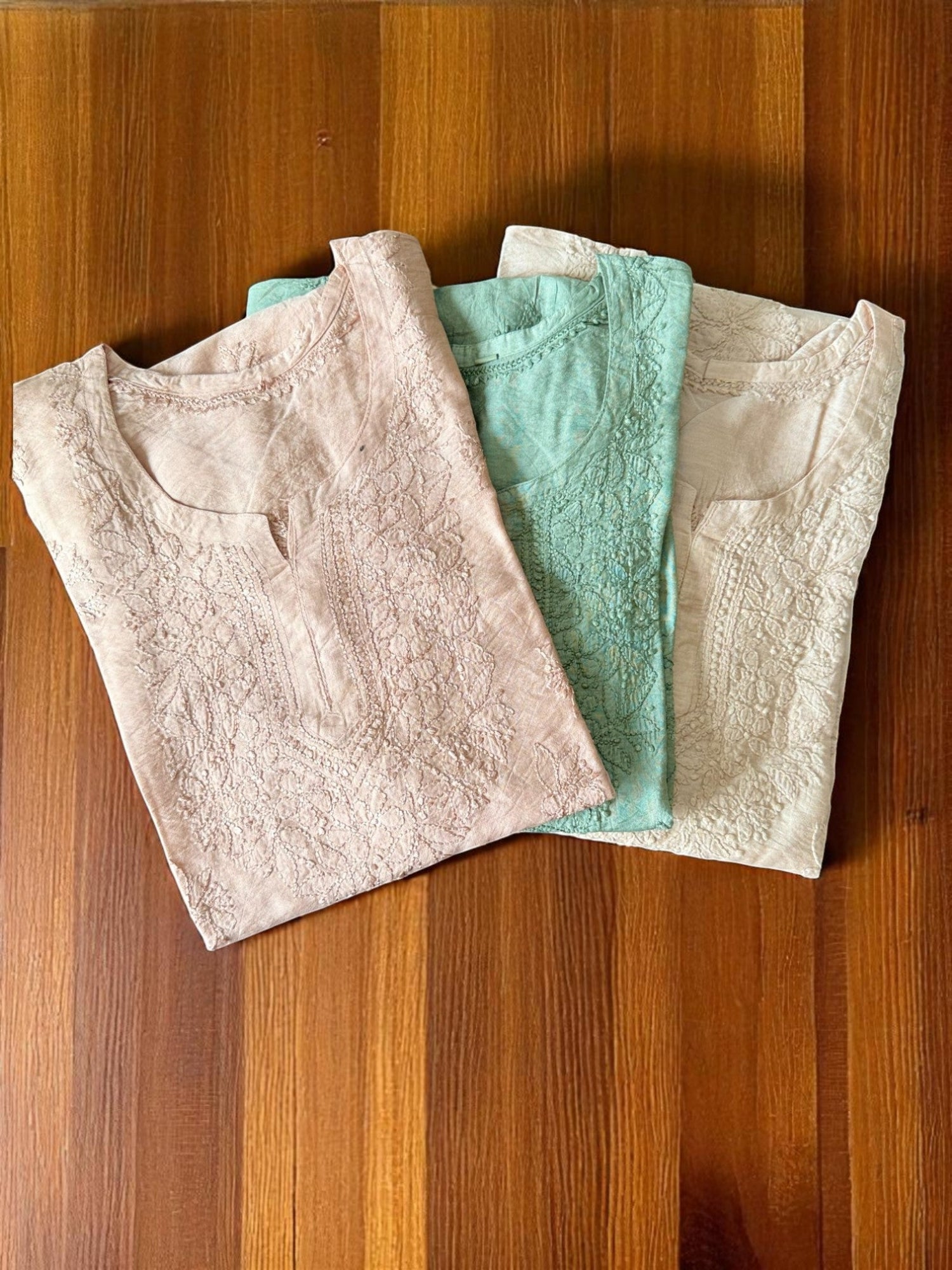 NOOR SHORT CHIKANKARI KURTI