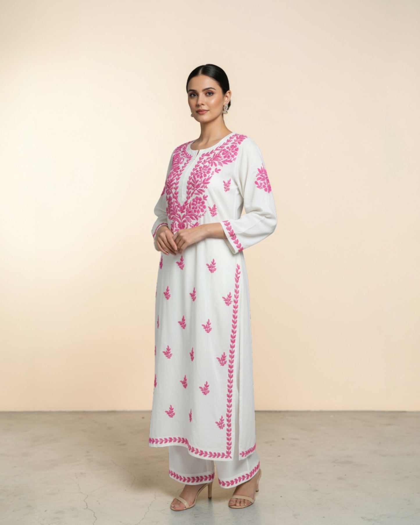 RAYON HAND-EMBROIDERED LUCKNOWI GHASPATTI CHIKANKARI KURTA