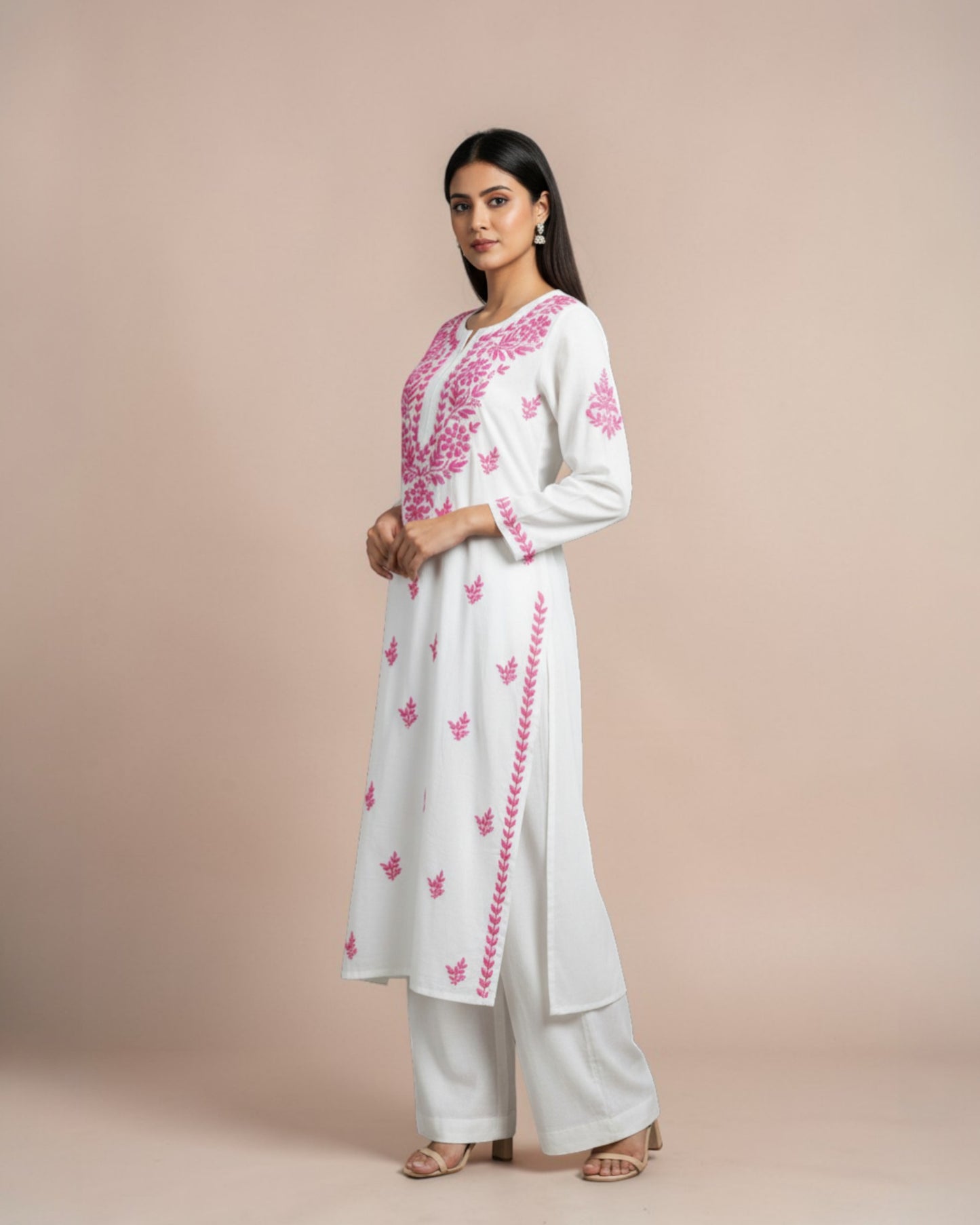 RAYON HAND-EMBROIDERED LUCKNOWI GHASPATTI CHIKANKARI KURTA