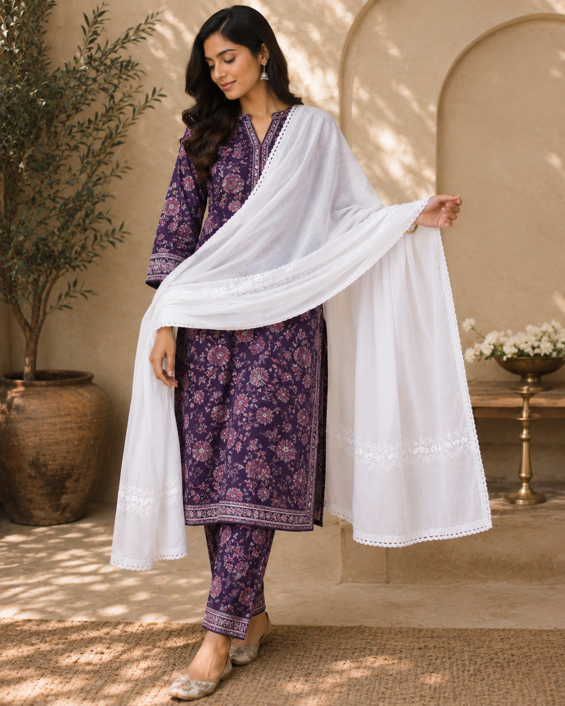 LUCKNOWI MUL COTTON CHIKANKARI DUPATTA