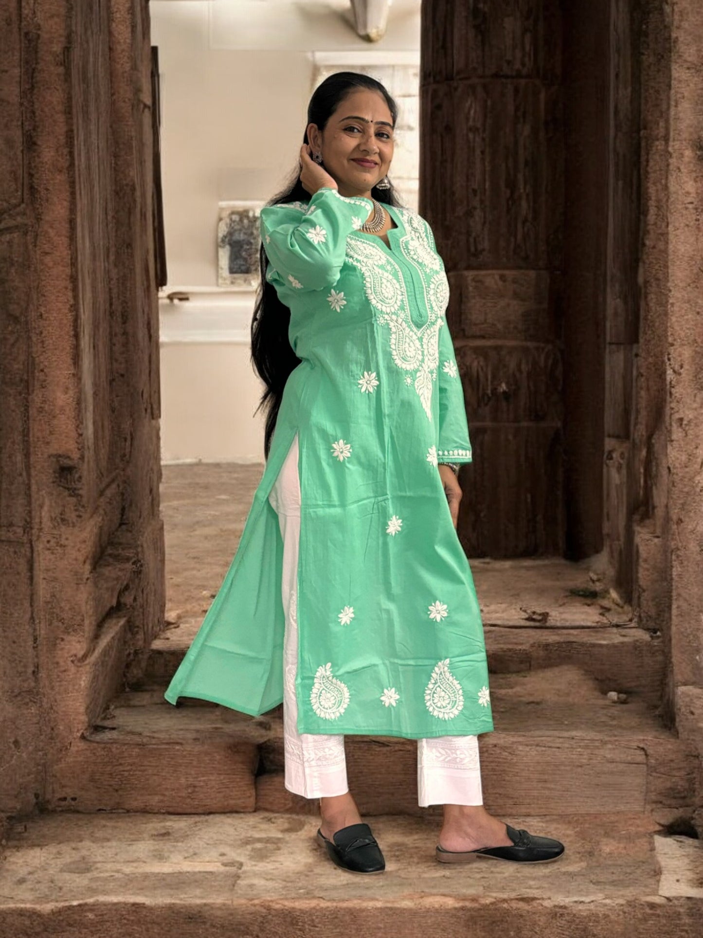 PASTEL GREEN NIRVI COTTON CHIKANKARI STRAIGHT KURTI