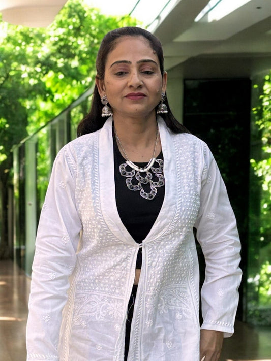 EXCLUSIVE WHITE LONG HANDCRAFTED NOORI JACKET