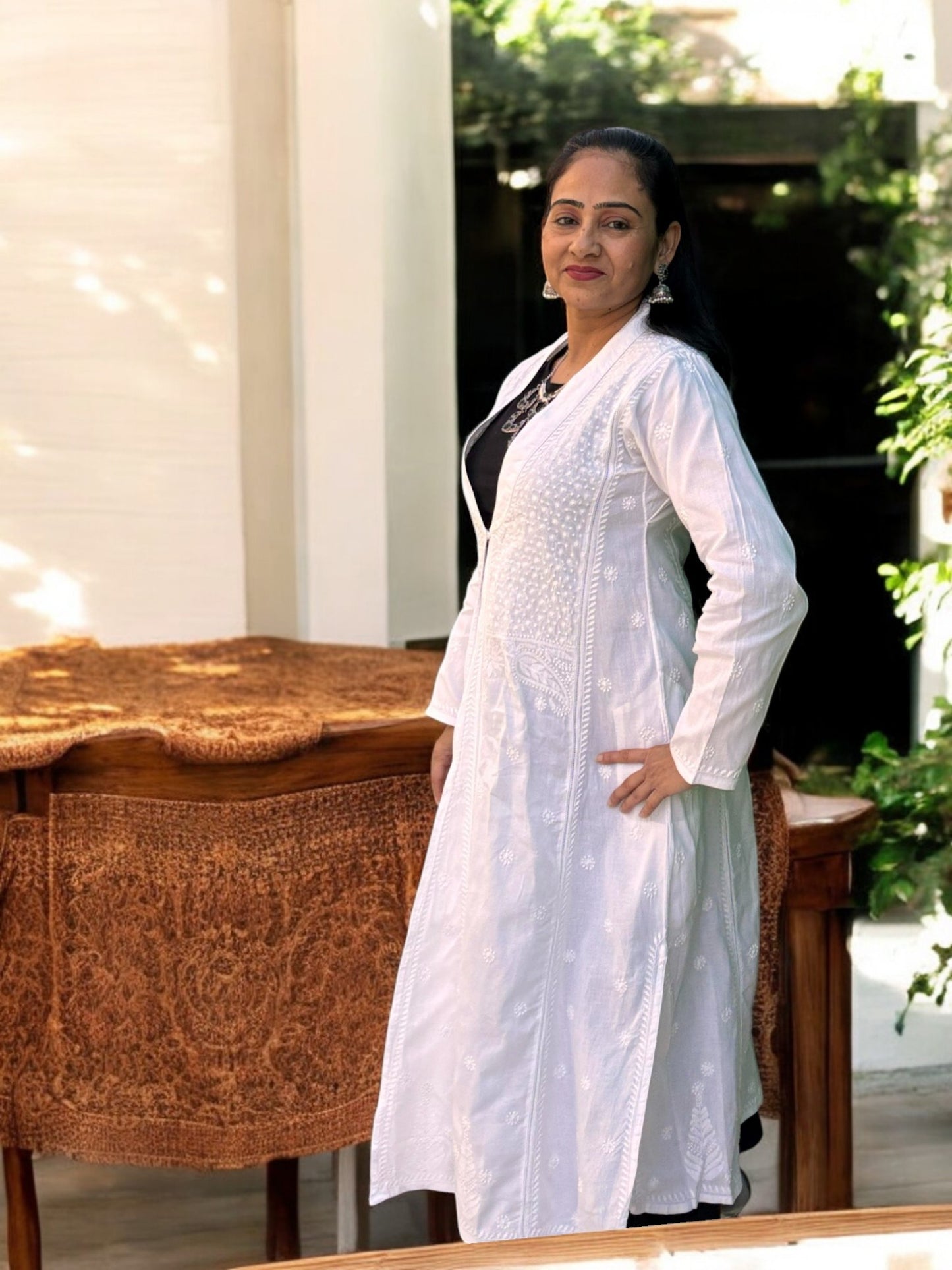 EXCLUSIVE WHITE LONG HANDCRAFTED NOORI JACKET