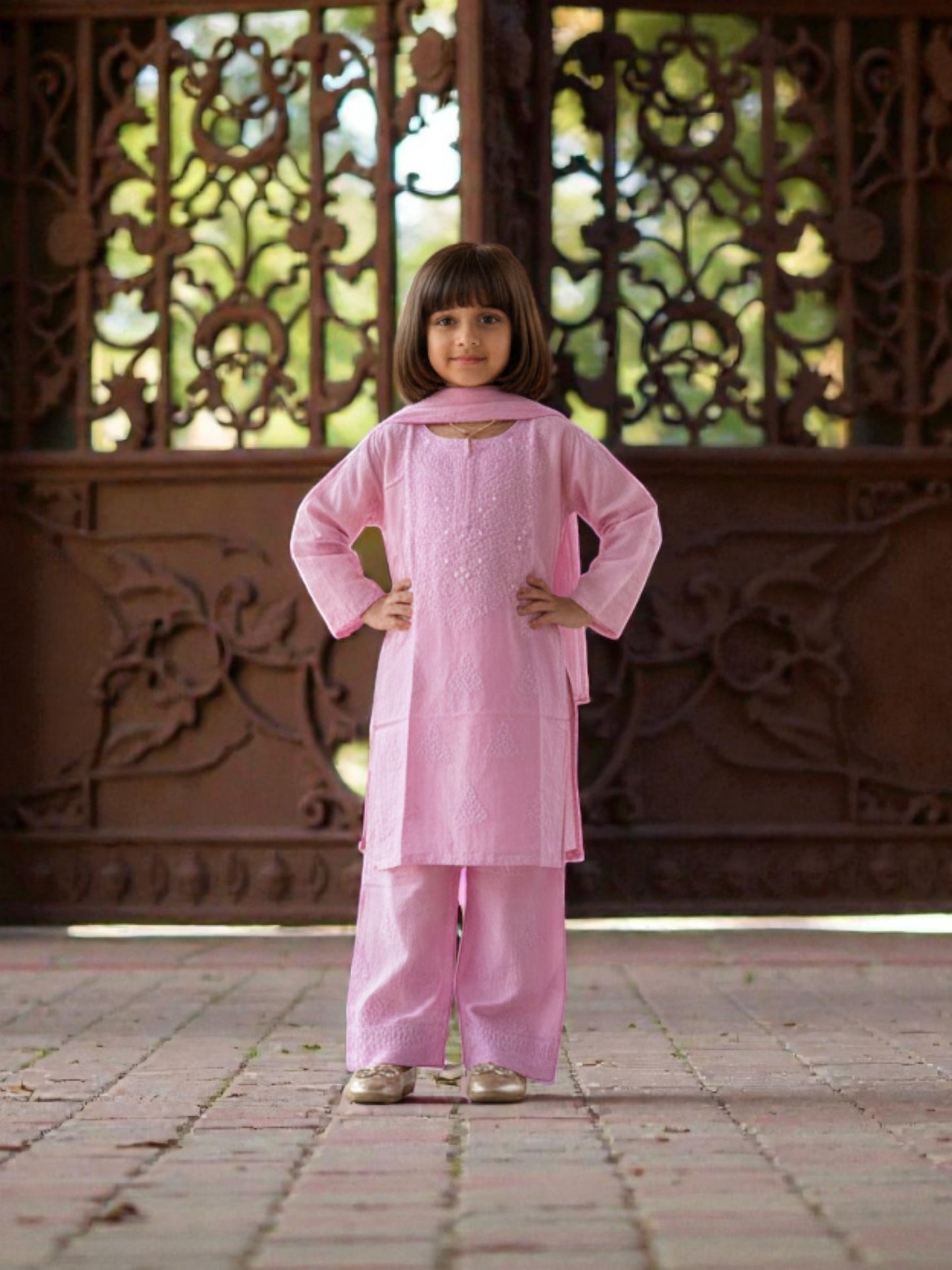 GIRLS CHANDERI SILK CHIKANKARI KURTA SET
