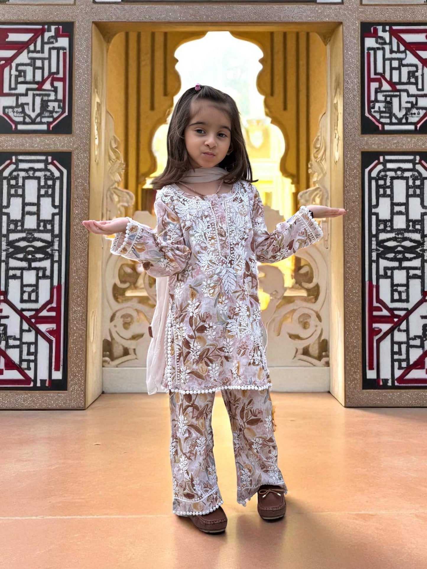 GIRLS PRINTED MUL COTTON  CHIKANKARI KURTA SET