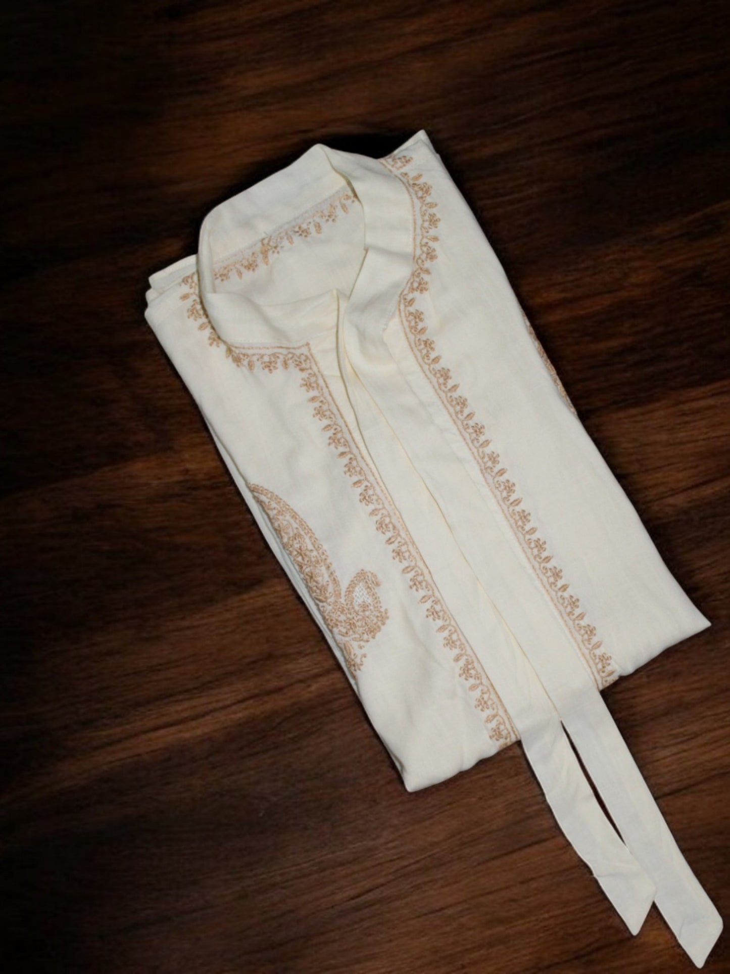 ELEGANT CREAM CHIKANKARI SHIRT