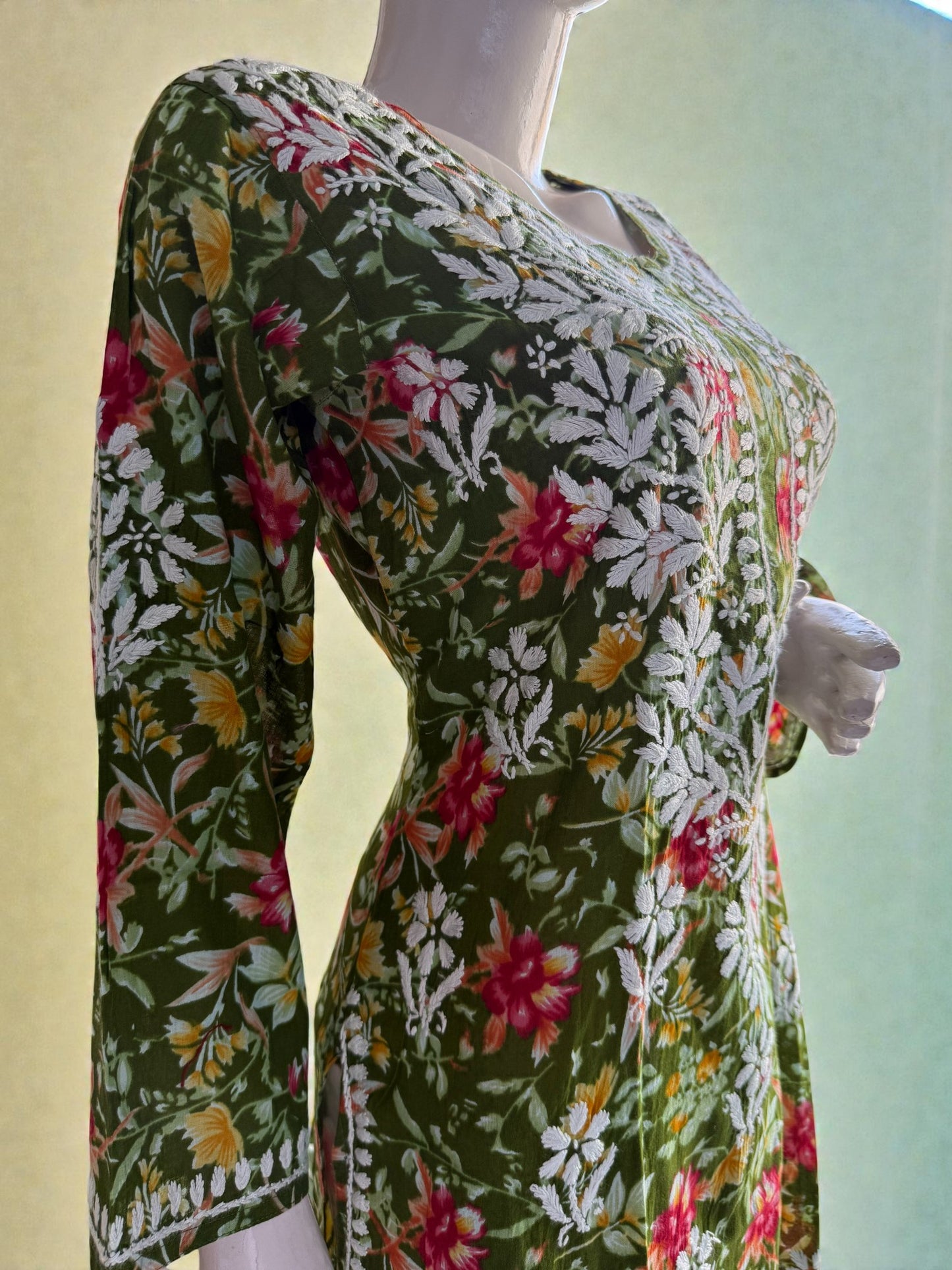 PRINTED MUL COTTON CHIKANKARI SUIT SET | KURTA WITH MATCHING BOTTOM