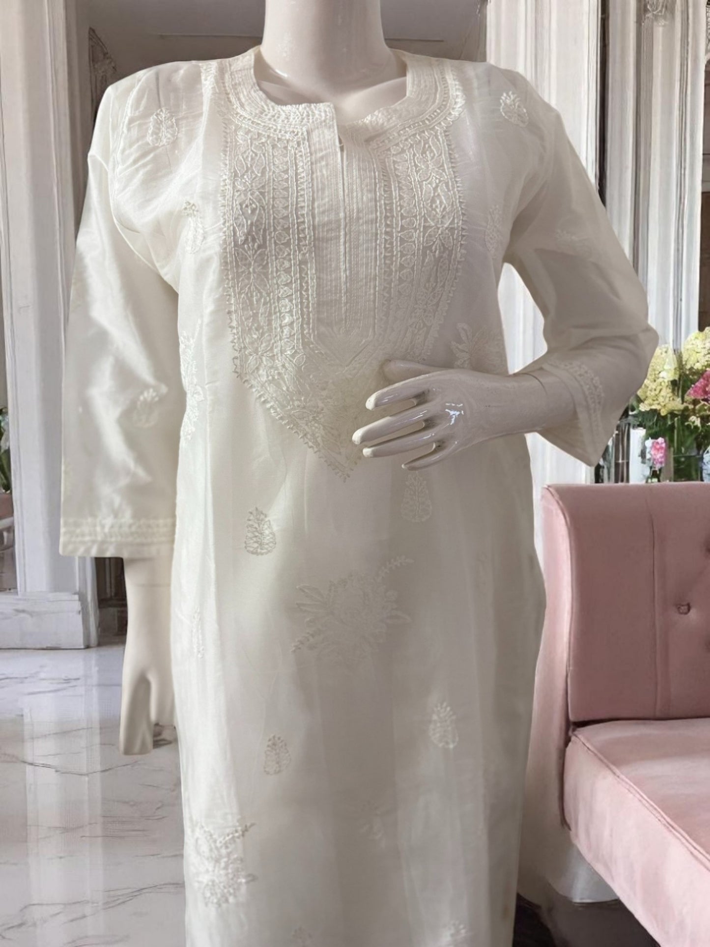 WHITE SEMI-ORGANZA CHIKANKARI KURTI
