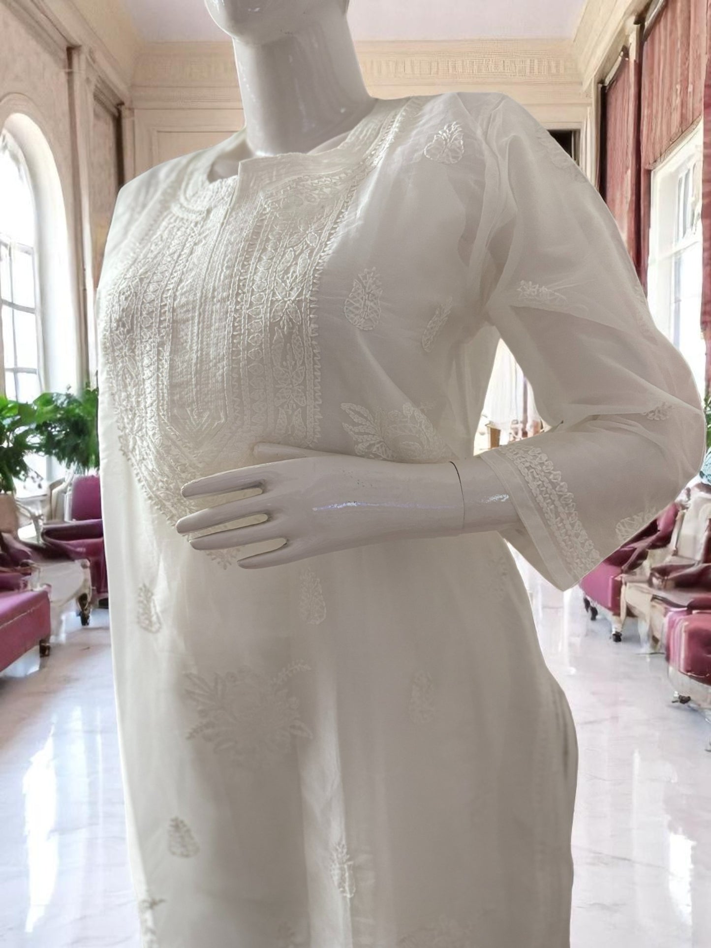 WHITE SEMI-ORGANZA CHIKANKARI KURTI