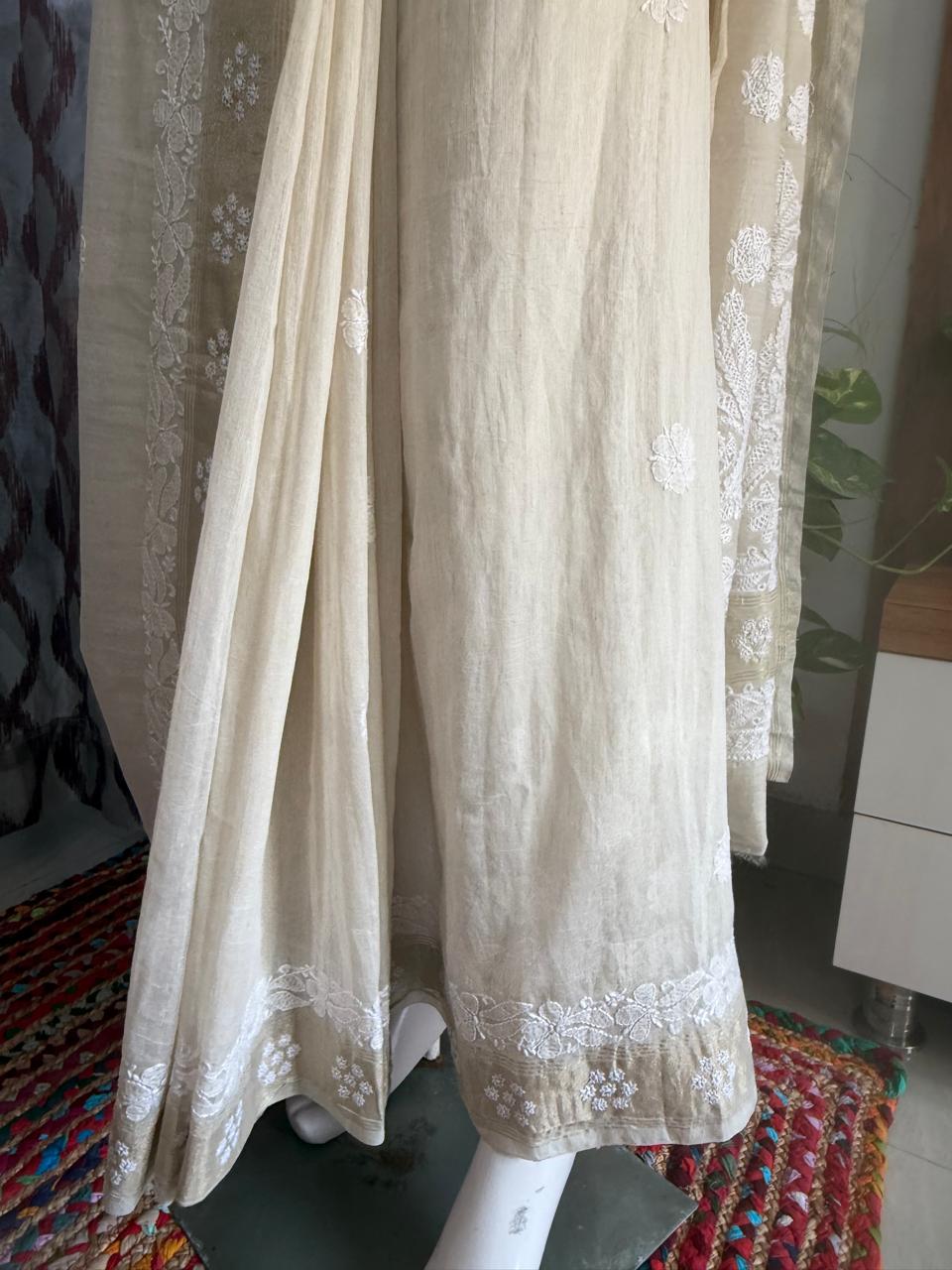 HANDCRAFTED CHANDERI COTTON CHIKANKARI SAREE-GOLDEN