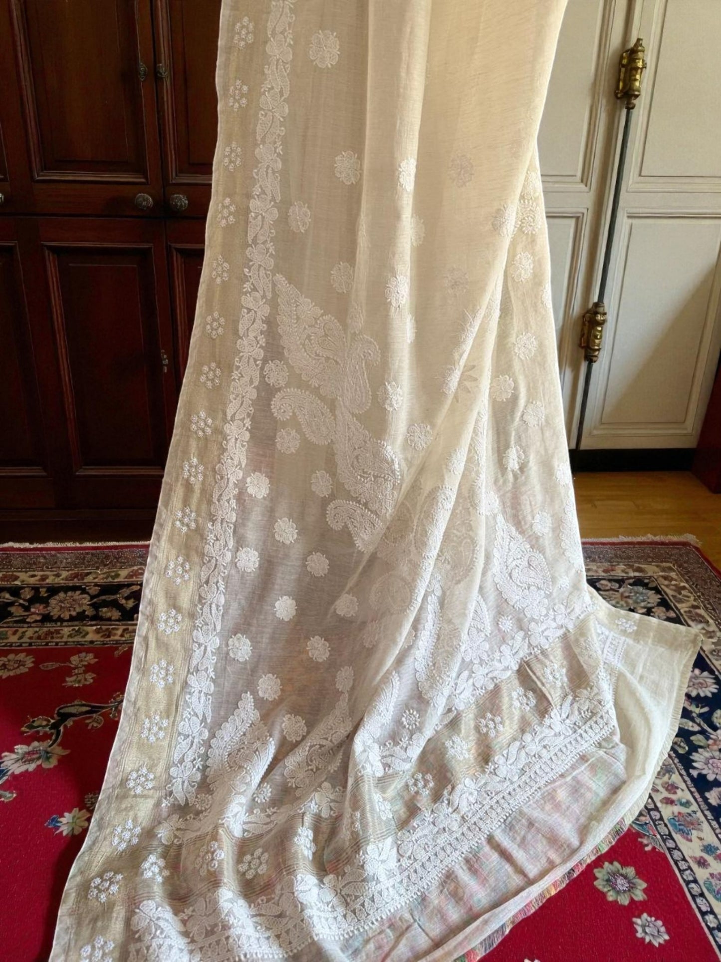 HANDCRAFTED CHANDERI COTTON CHIKANKARI SAREE-GOLDEN