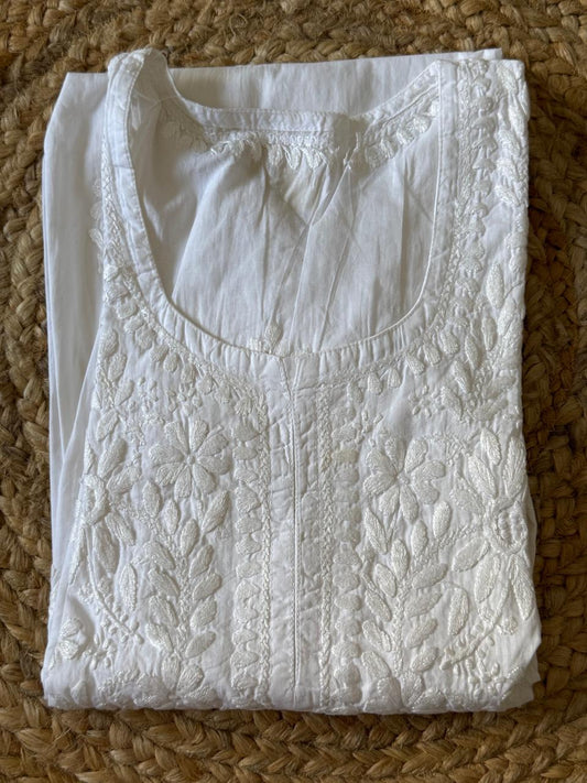 PURE ELEGANCE MUL COTTON WHITE CHIKANKARI KURTA SET