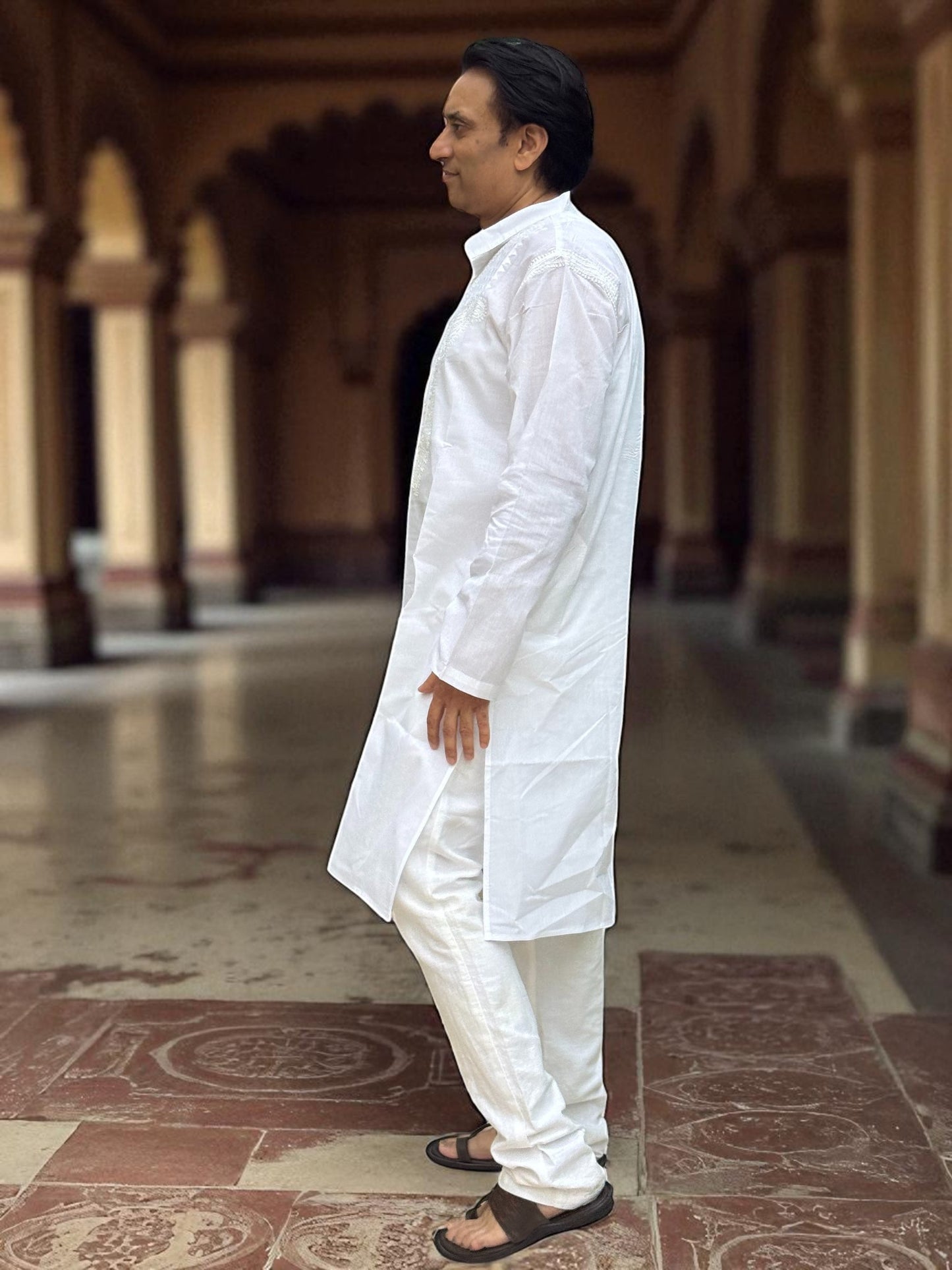 AUTHENTIC LUCKNOWI CHIKANKARI MEN’S KURTA IN PURE WHITE COTTON
