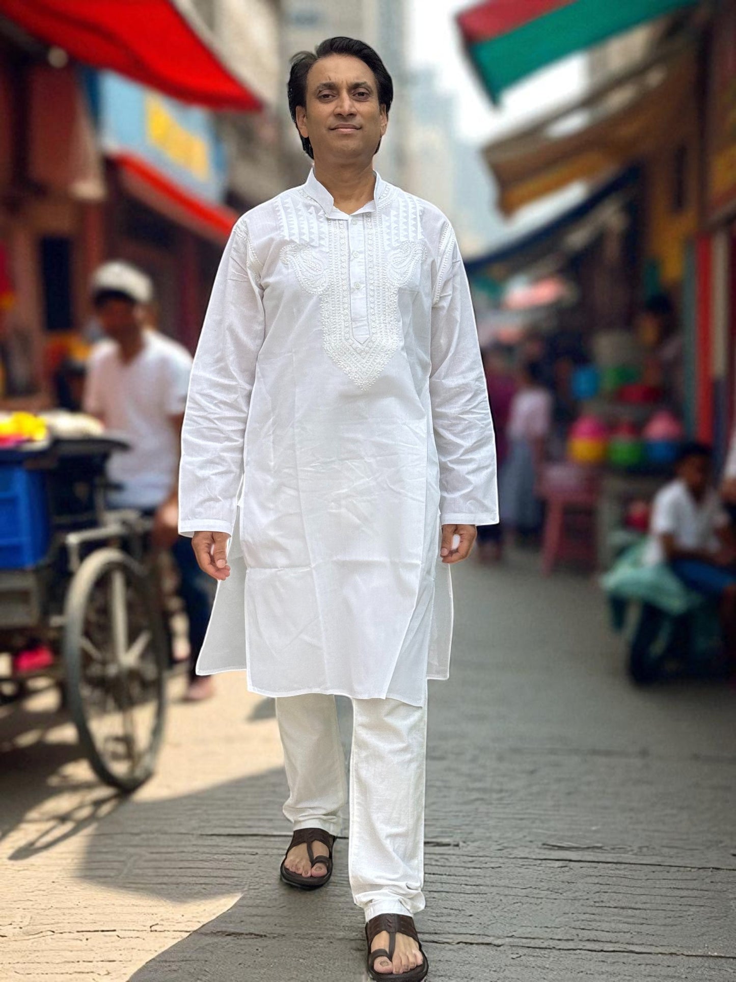 AUTHENTIC LUCKNOWI CHIKANKARI MEN’S KURTA IN PURE WHITE COTTON