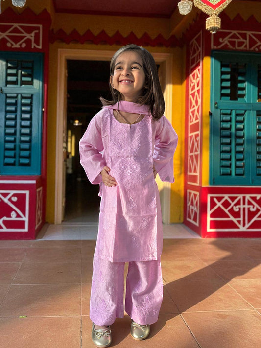 GIRLS CHANDERI SILK CHIKANKARI KURTA SET